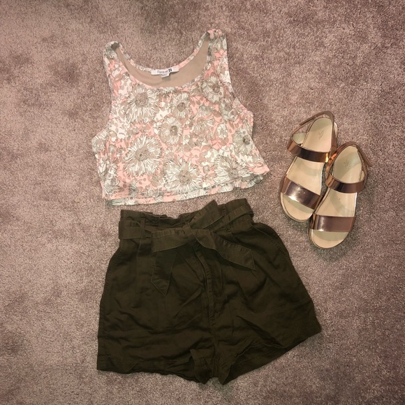 Crop Top - Picture 3 of 3